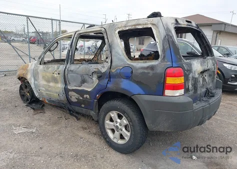 2005 Ford Escape Xlt из США, поврежденный, VIN 1FMYU93185DA11341